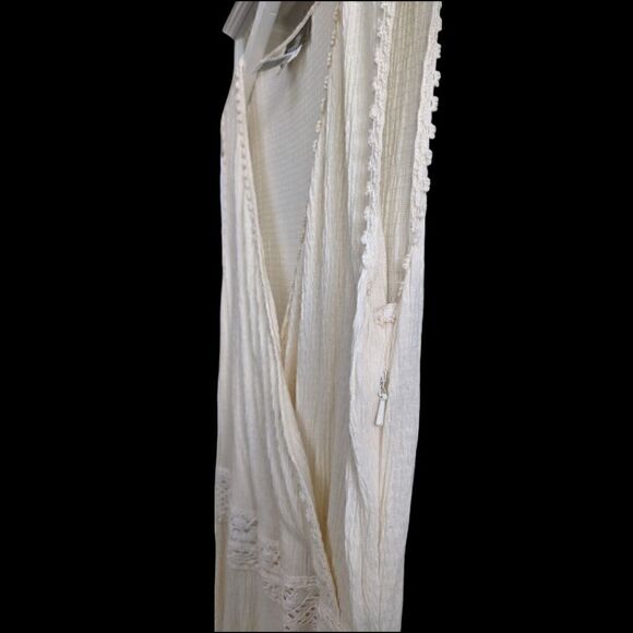 The Territory Ahead, Sleeveless Wrap Dress, V Neck, linen laced, Size M - Picture 5 of 6